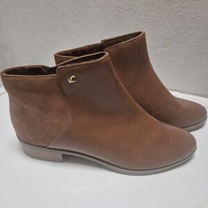 NWT Liz Claiborne Tan Ankle Booties